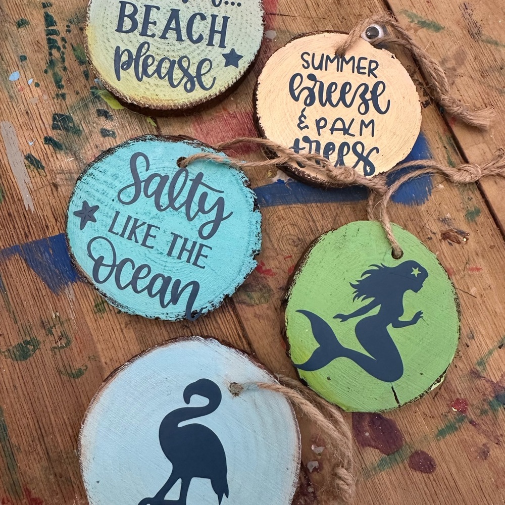Beach inspired home ornaments